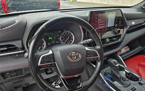 2022 Toyota Highlander Xse z USA, uszkodzony, nr VIN 5TDJZRBH9NS200672